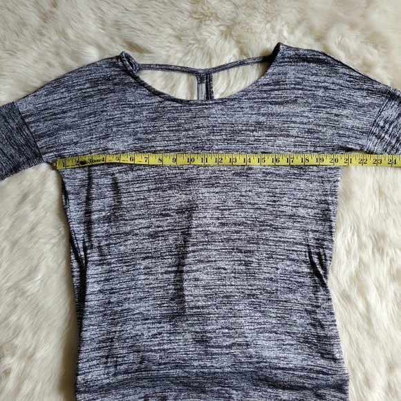 Athleta Pose Layered Top in Marled Gray Size Small - Picture 10 of 12